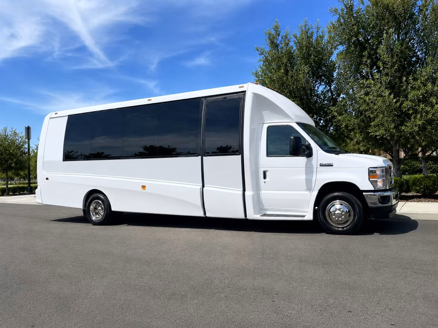 bethlehem 18 passenger minibus rental