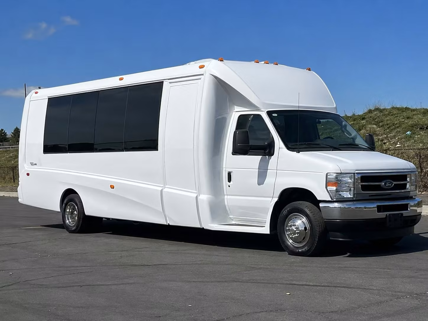 book a party bus for concert nights at the ppl center in allentown